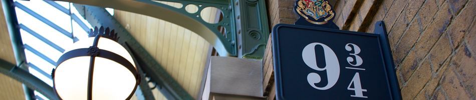 Hogwarts Express Kings Cross Station Universal Studios - 